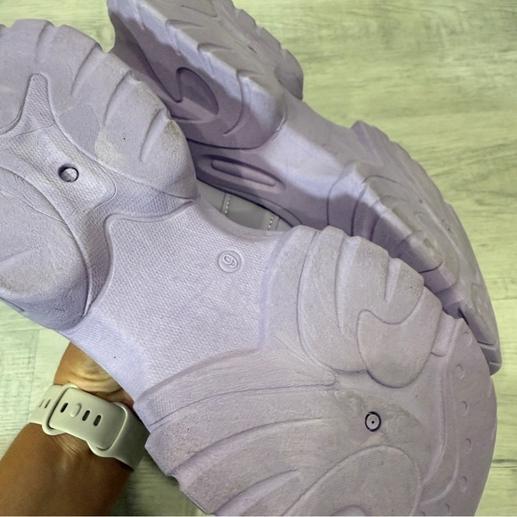 Chunky Women's Triple S Sneakers in Lilac Purple Size 9 - Picture 8 of 17